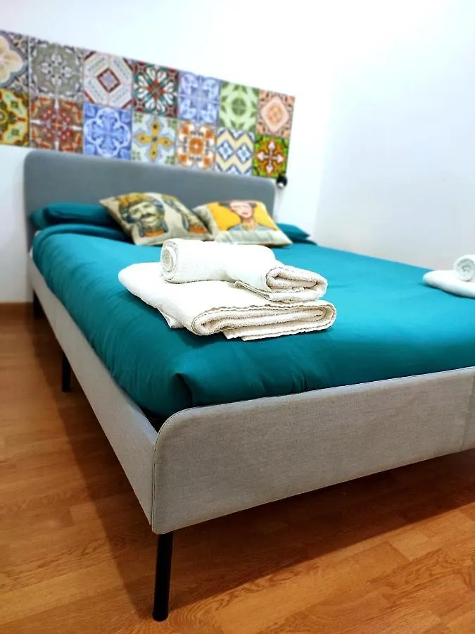 Guest house A' Baddaro - Capo Room Palermo